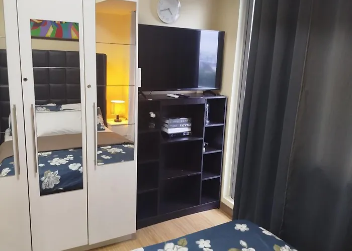 Aveline Executive View Acqua Private Residences Near Rockwell Makati